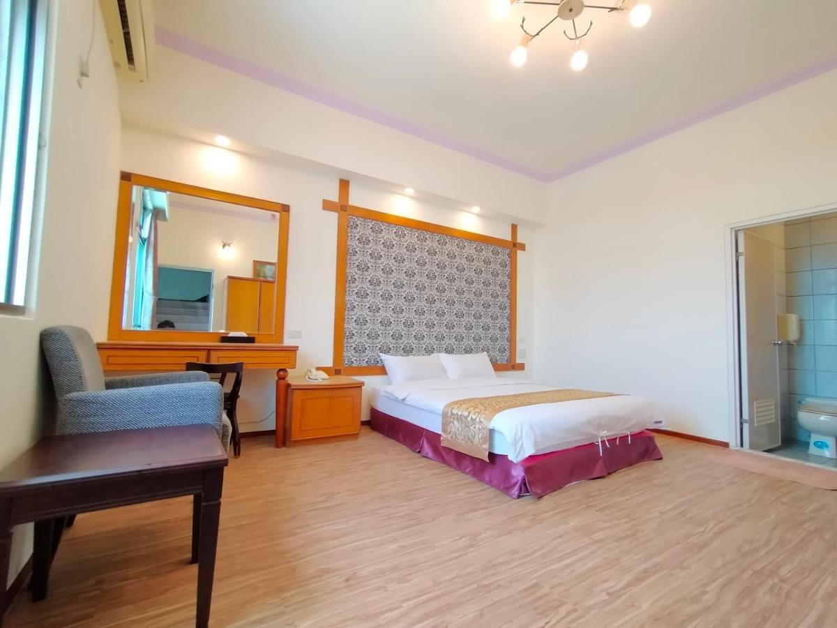 陶陶居商旅 Tautauchu Hotel Hualien Buitenkant foto
