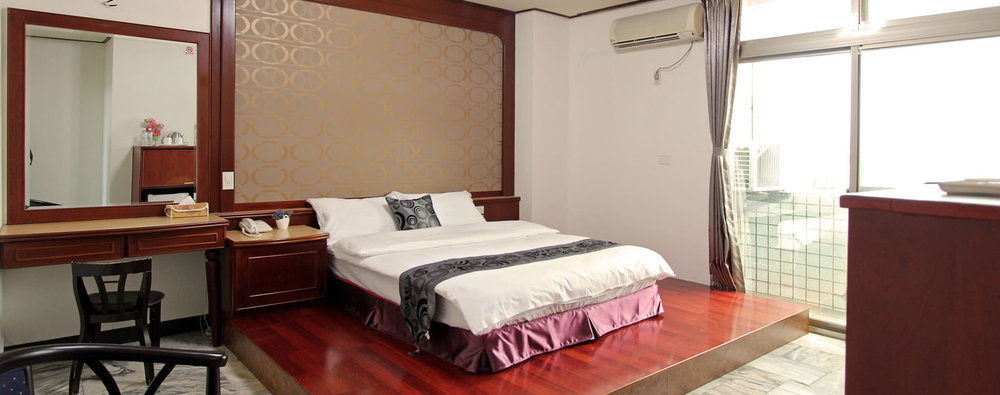 陶陶居商旅 Tautauchu Hotel Hualien Buitenkant foto