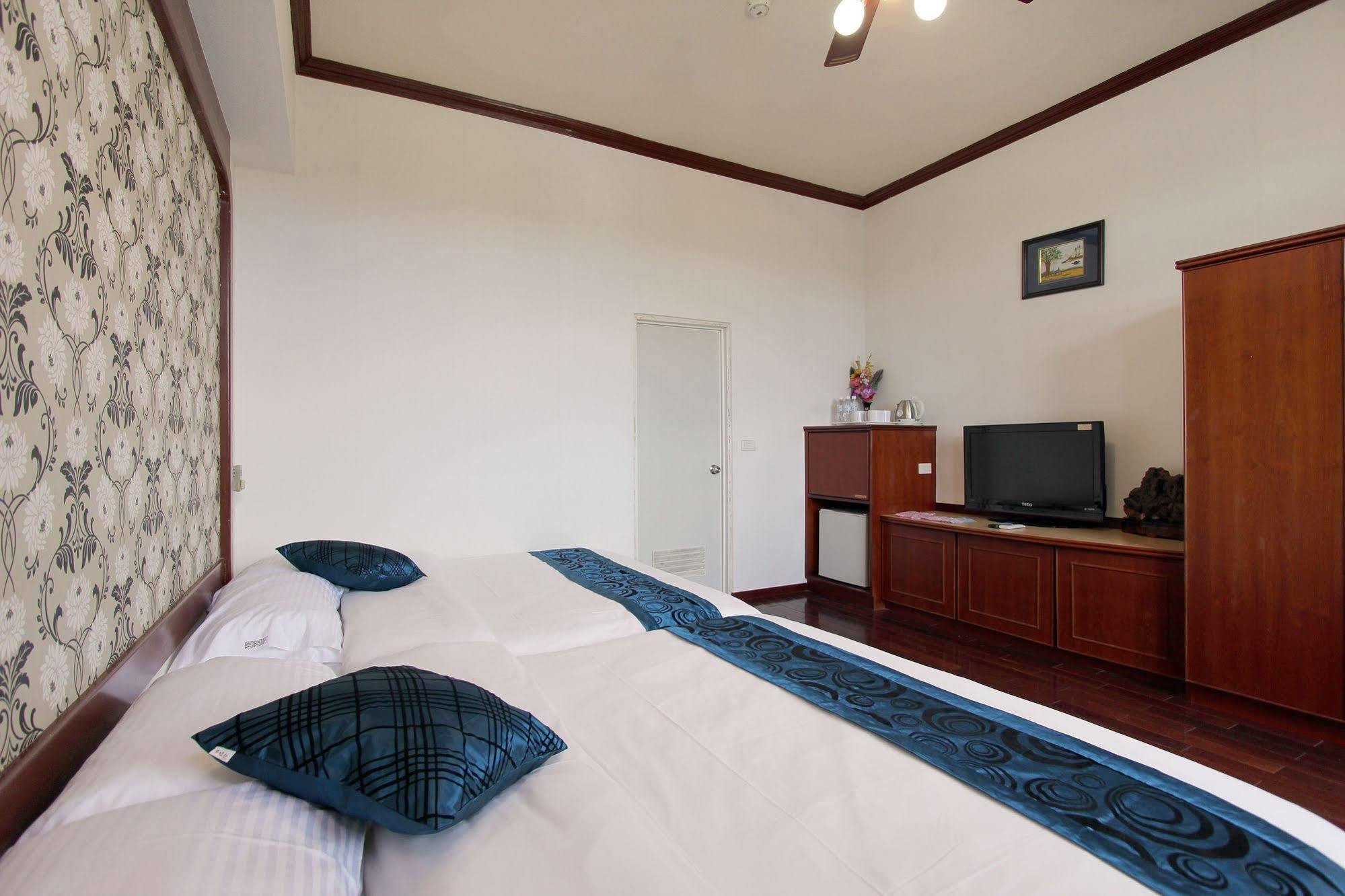 陶陶居商旅 Tautauchu Hotel Hualien Buitenkant foto