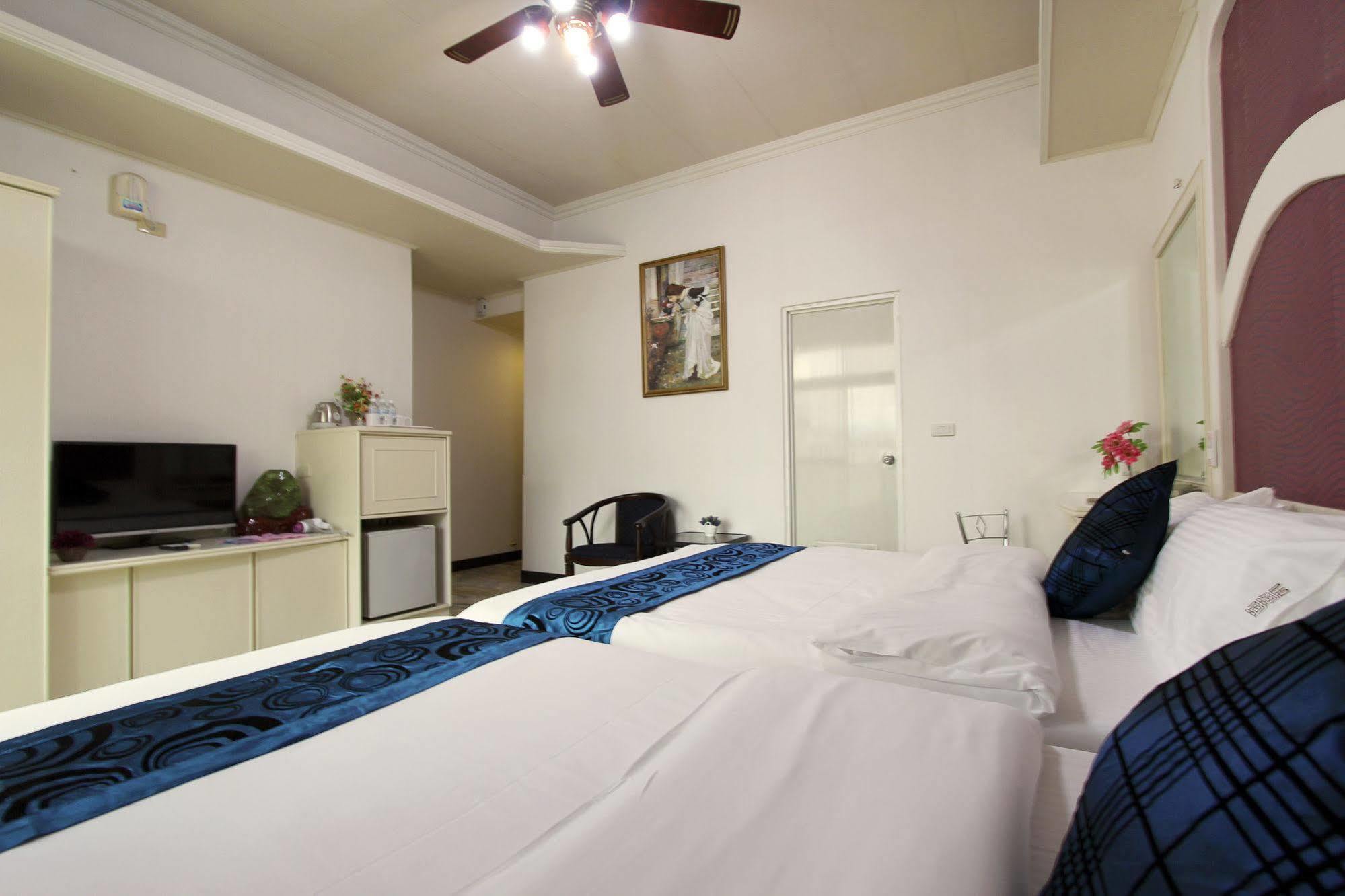 陶陶居商旅 Tautauchu Hotel Hualien Buitenkant foto