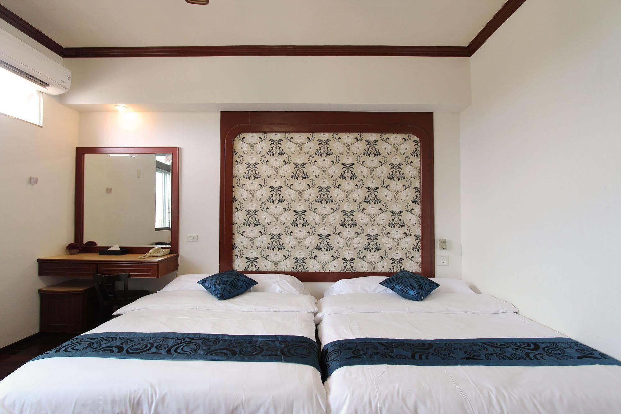 陶陶居商旅 Tautauchu Hotel Hualien Buitenkant foto